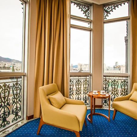 New Tiflis Hotel エクステリア 写真